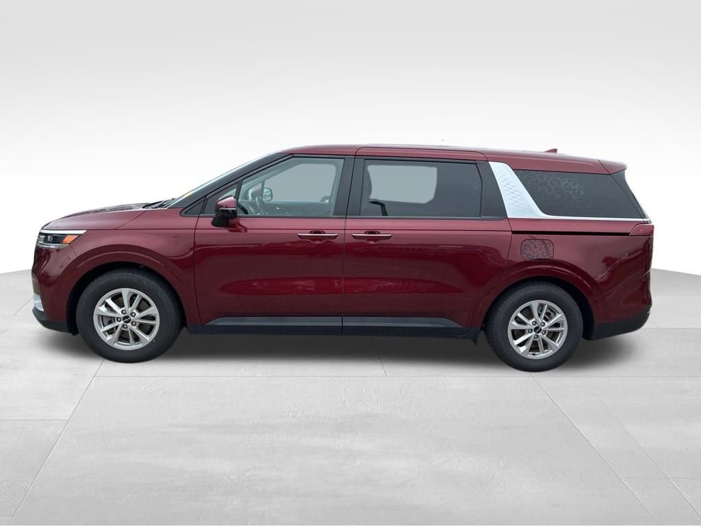 Used 2024 Kia Carnival LX FWD video 2