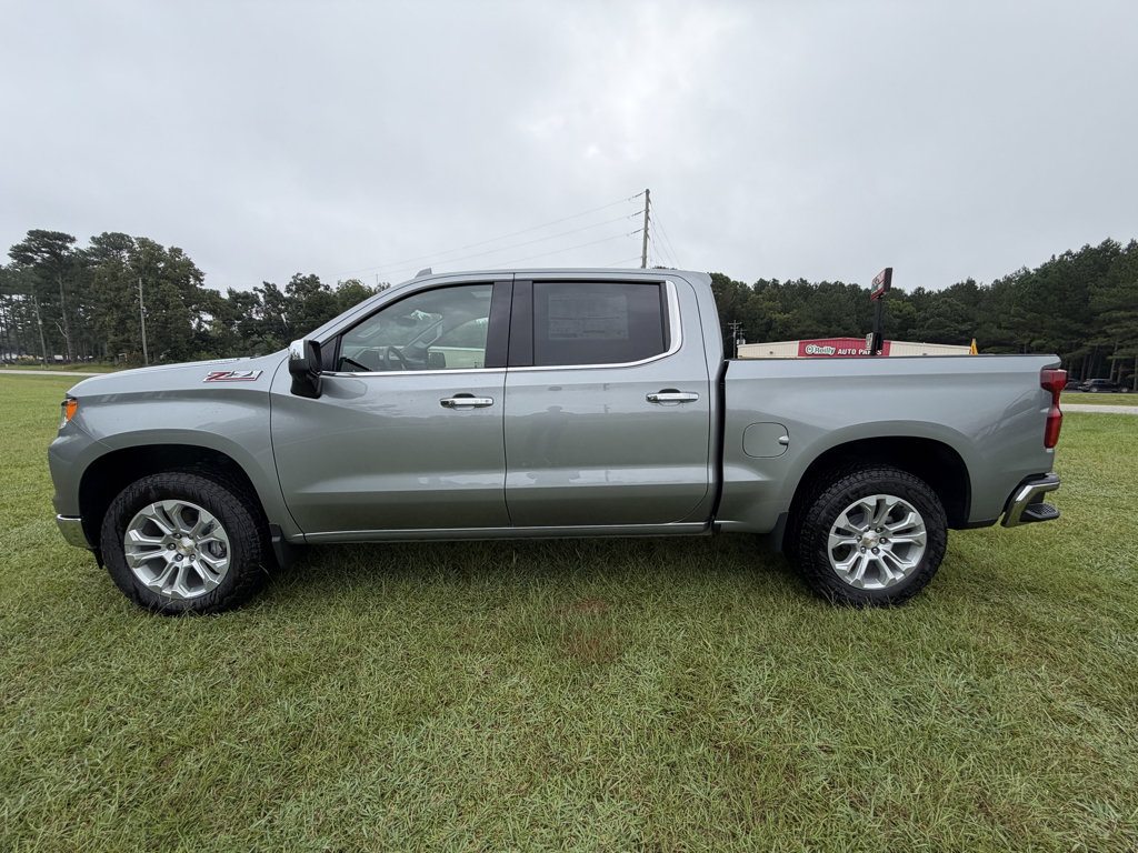 New 2026 Chevrolet Silverado 1500 LTZ w/ LTZ Premium Package AWD/4WD image 19