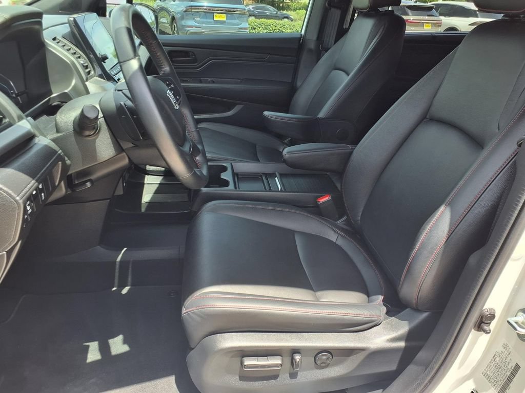 Used 2023 Honda Odyssey Sport image 24