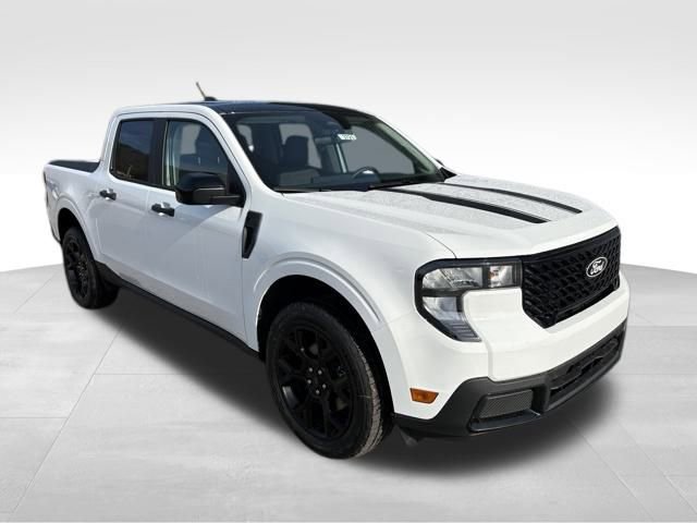 New 2025 Ford Maverick XLT w/ Black Appearance Package image 4