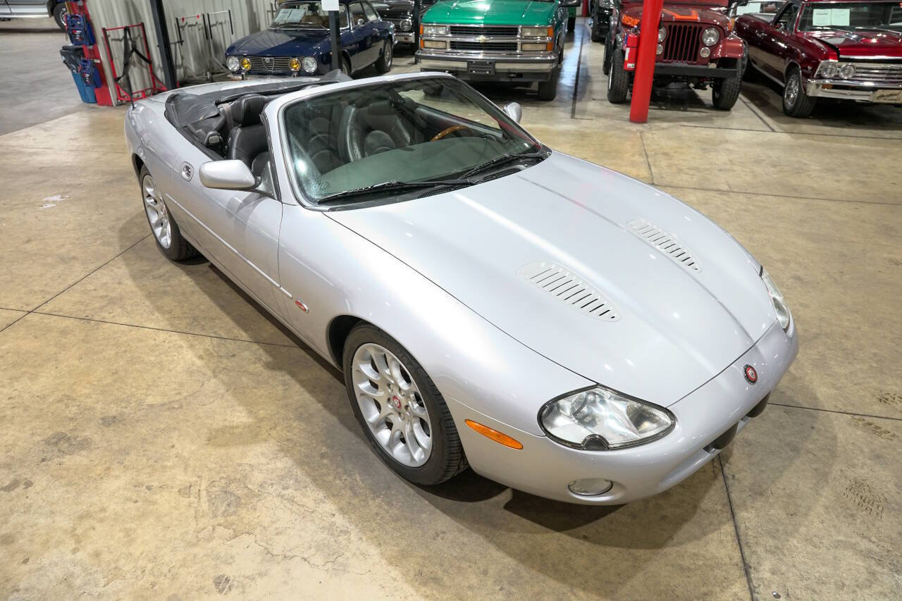Used 2001 Jaguar XK8 Convertible RWD image 14