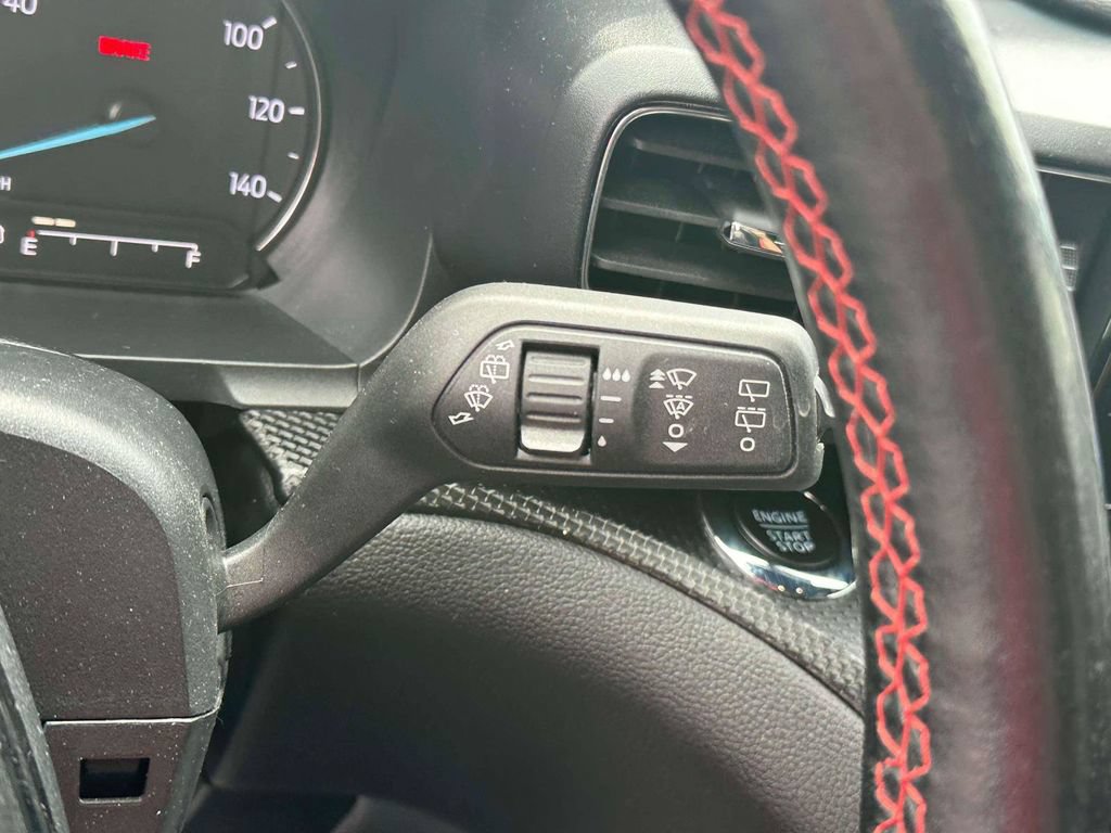 Used 2023 Ford Explorer ST-Line AWD/4WD image 26