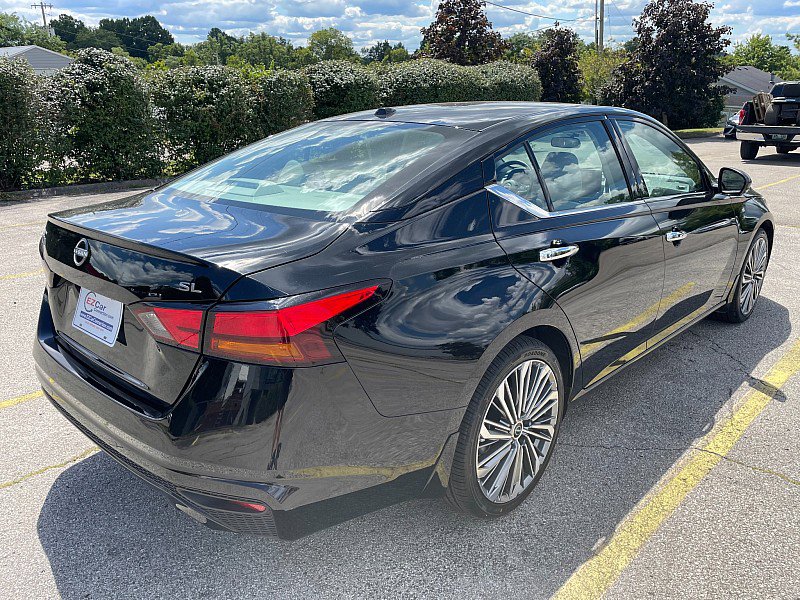 Used 2024 Nissan Altima 2.5 SL image 9