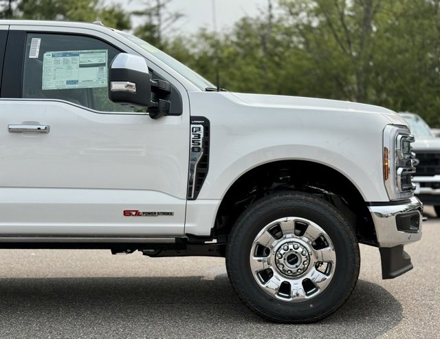 New 2025 Ford F350 Lariat image 2