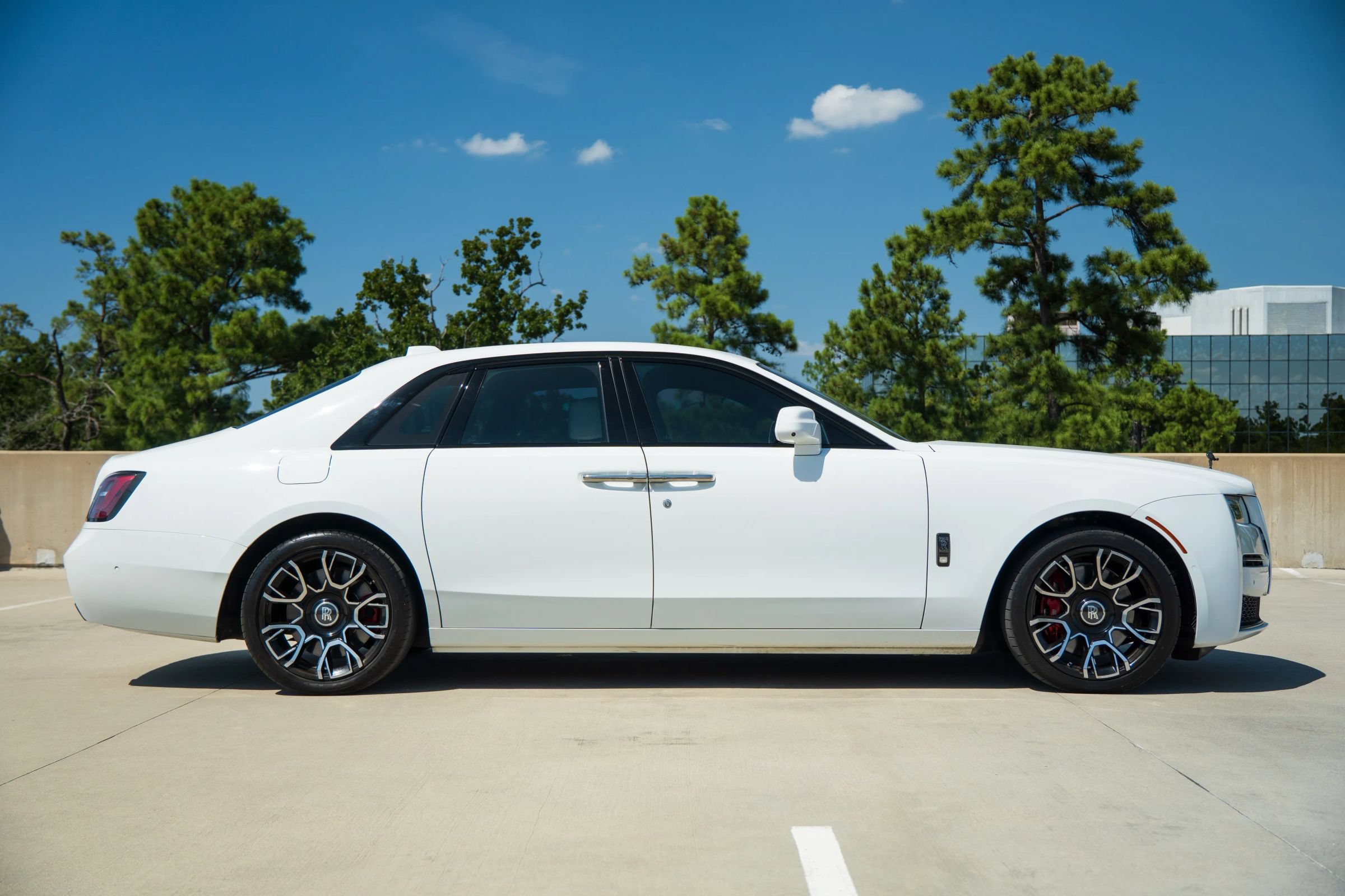 Used 2022 Rolls-Royce Ghost Black Badge AWD/4WD image 16