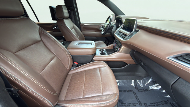 Used 2023 Chevrolet Suburban High Country w/ Advanced Technology Package AWD/4WD image 20