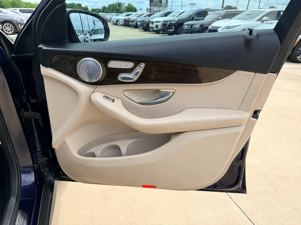 Used 2016 Mercedes-Benz GLC 300 image 14