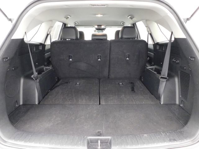 Used 2024 Kia Sorento S image 13