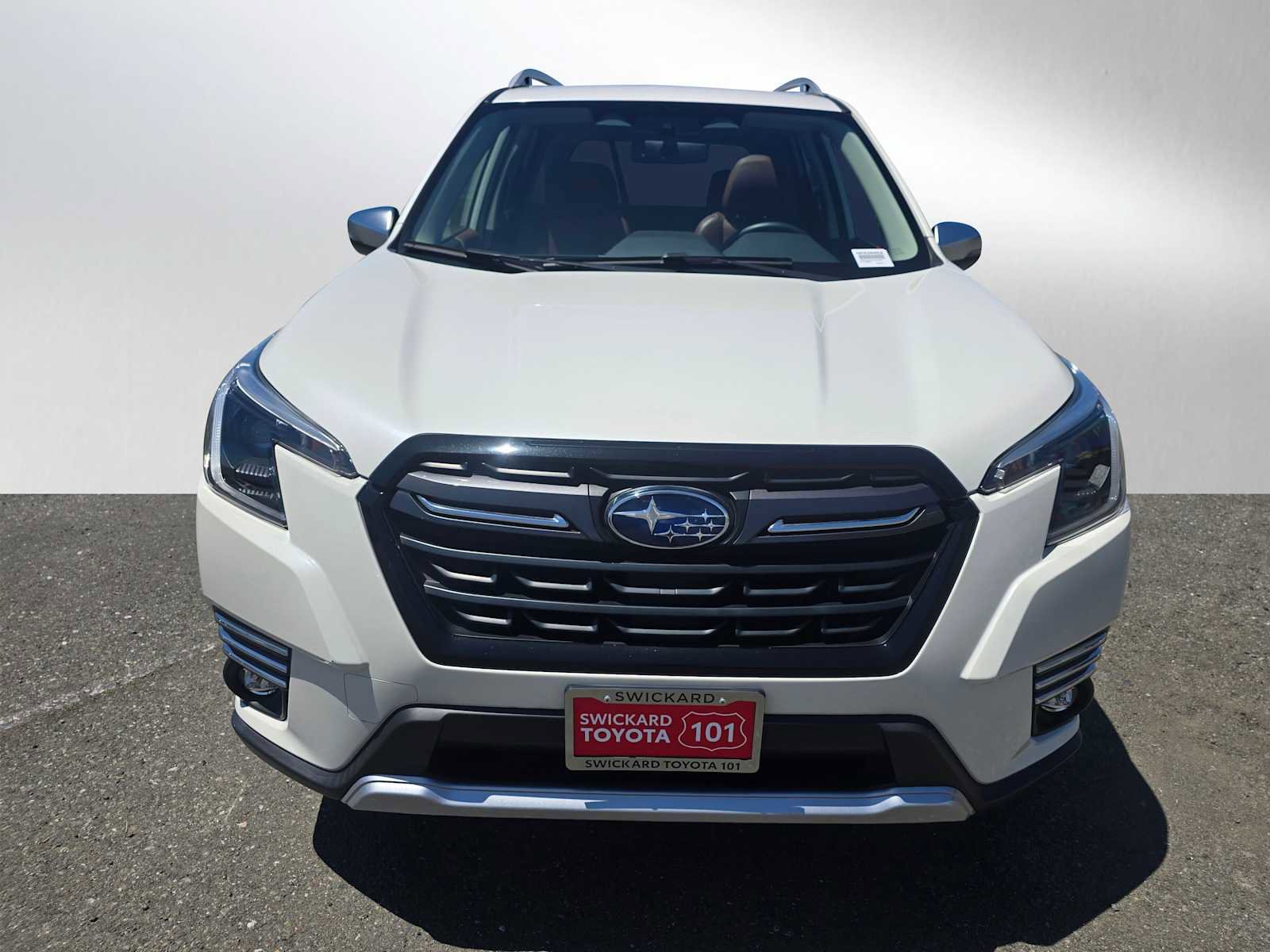 Used 2023 Subaru Forester Touring w/ Popular Package #2 AWD/4WD image 8