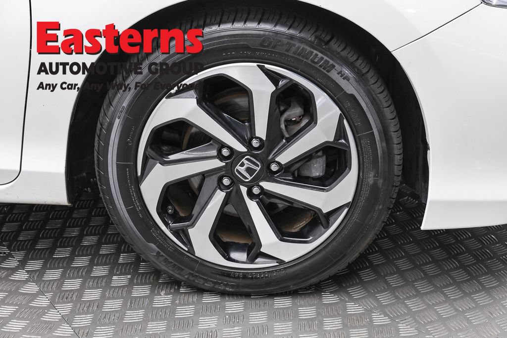 Used 2017 Honda Accord EX-L image 32