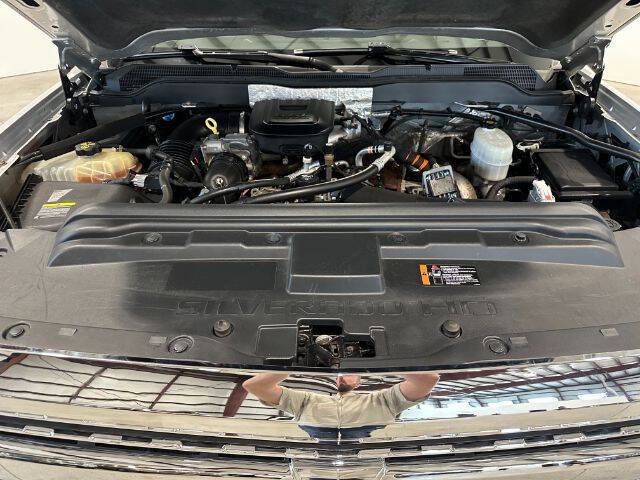 Used 2015 Chevrolet Silverado 2500 LTZ AWD/4WD image 21