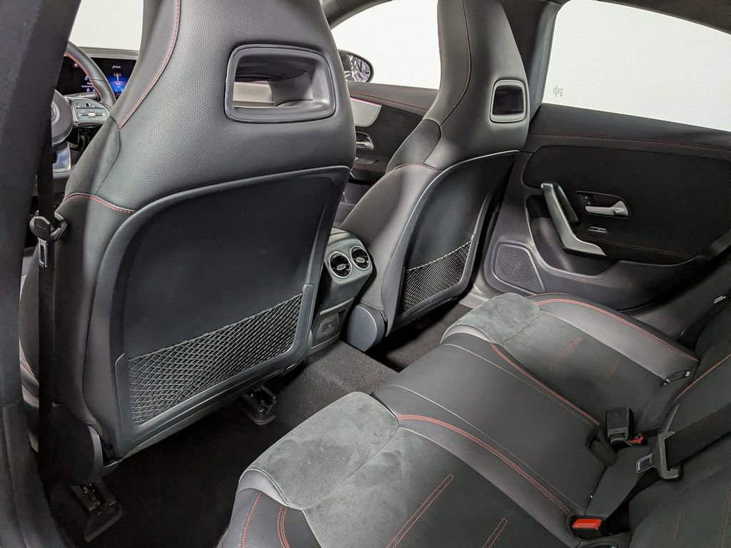 Used 2023 Mercedes-Benz CLA 250 4MATIC image 44