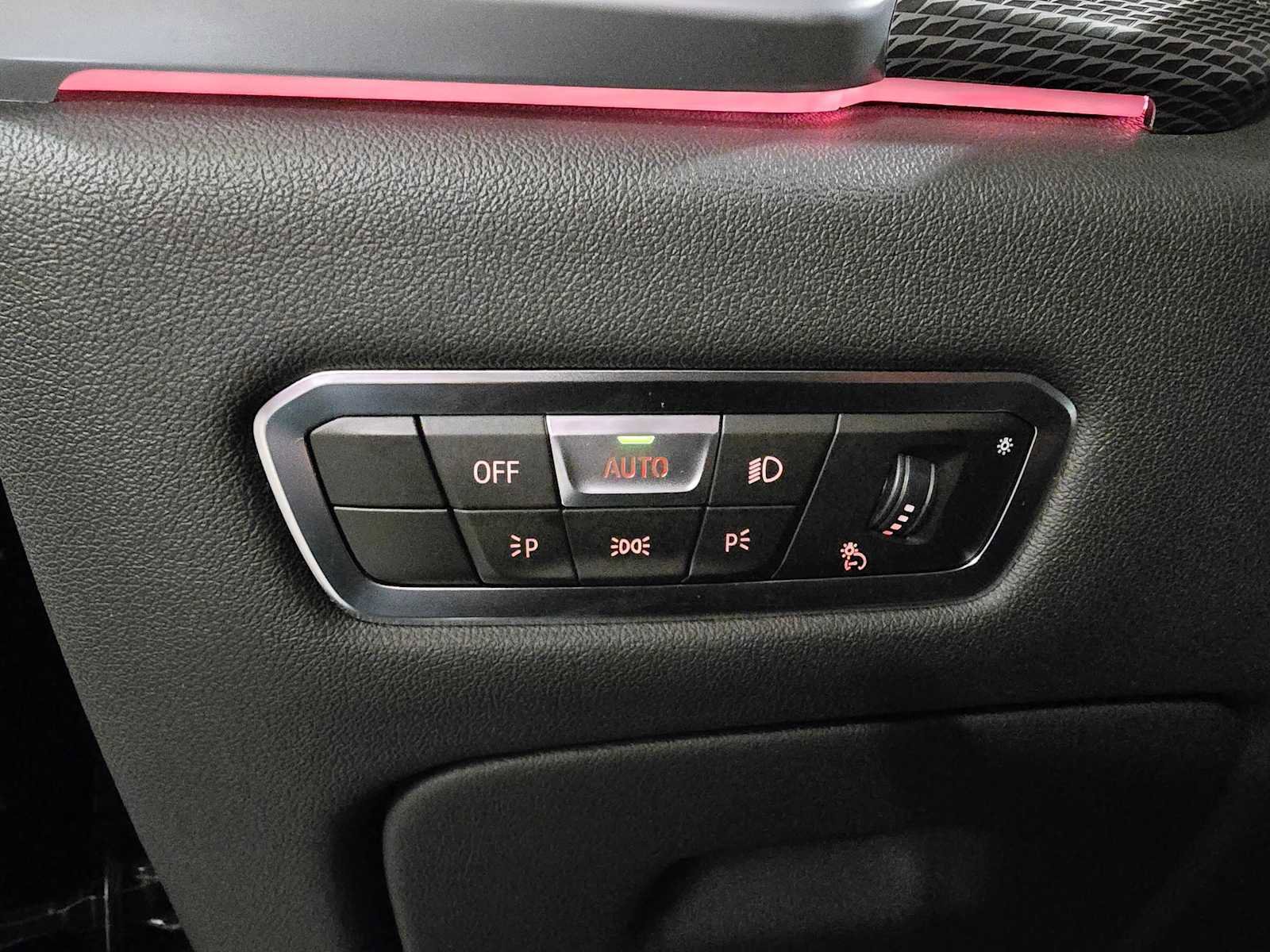 Used 2022 BMW X5 xDrive40i w/ M Sport Package image 23