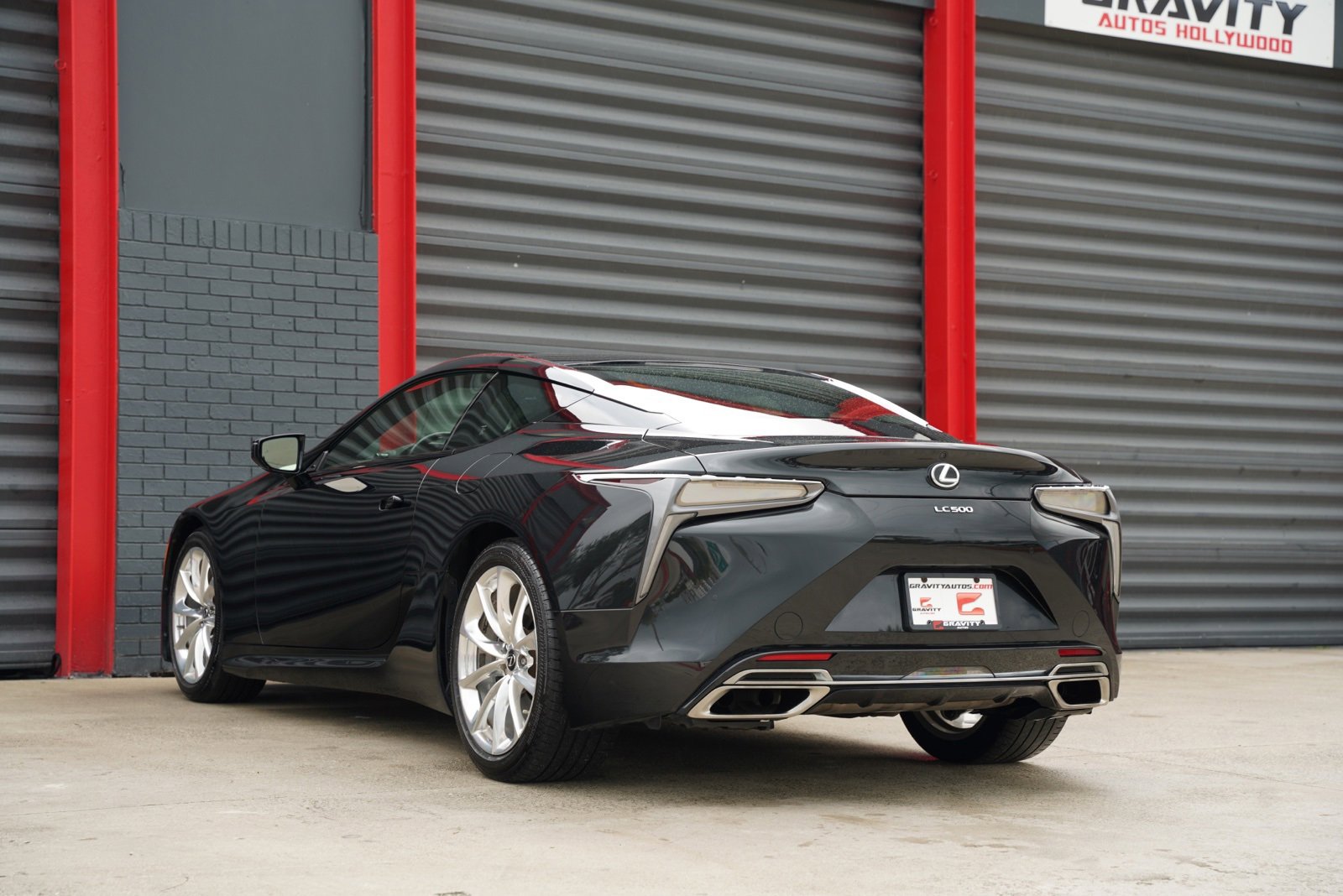Used 2018 Lexus LC 500 Coupe w/ Touring Package image 9