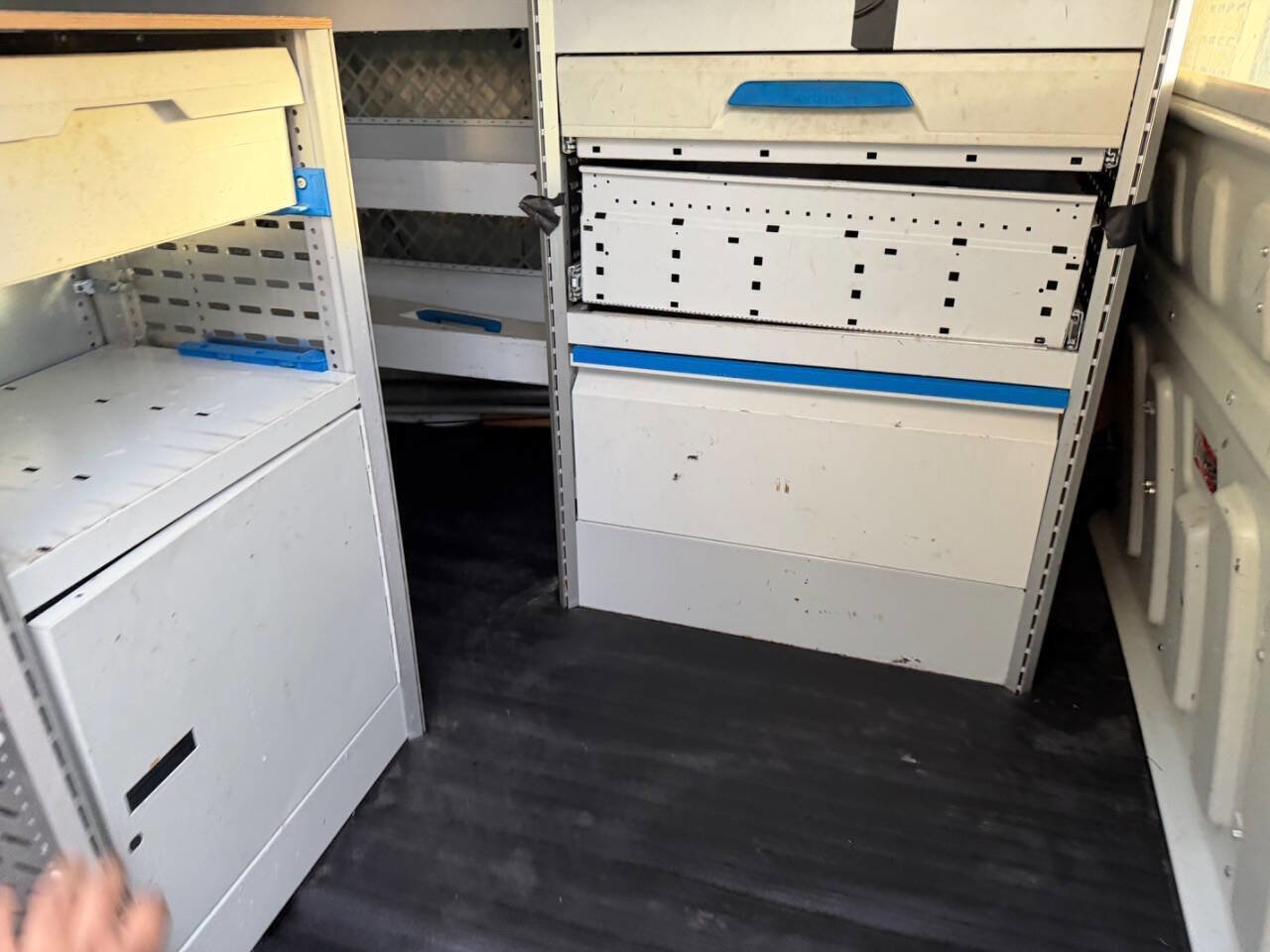 Used 2014 Chevrolet Express 2500 image 8