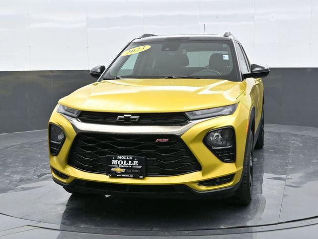Used 2023 Chevrolet TrailBlazer RS w/ Sun and Liftgate Package AWD/4WD image 2