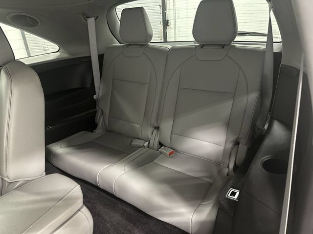 Used 2017 Acura MDX w/ Advance Package FWD image 16