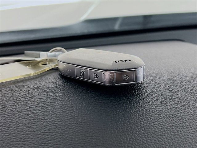 Used 2023 Kia Telluride S image 30