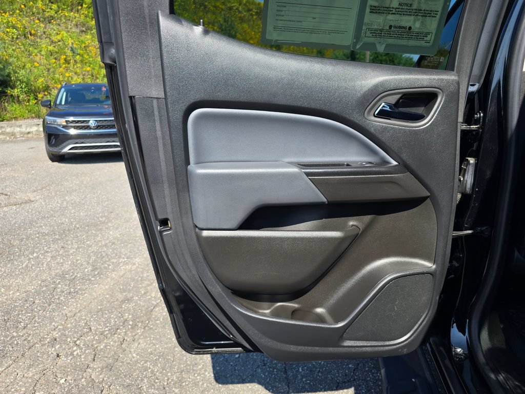 Certified 2022 Chevrolet Colorado Z71 w/ Safety Package AWD/4WD image 48