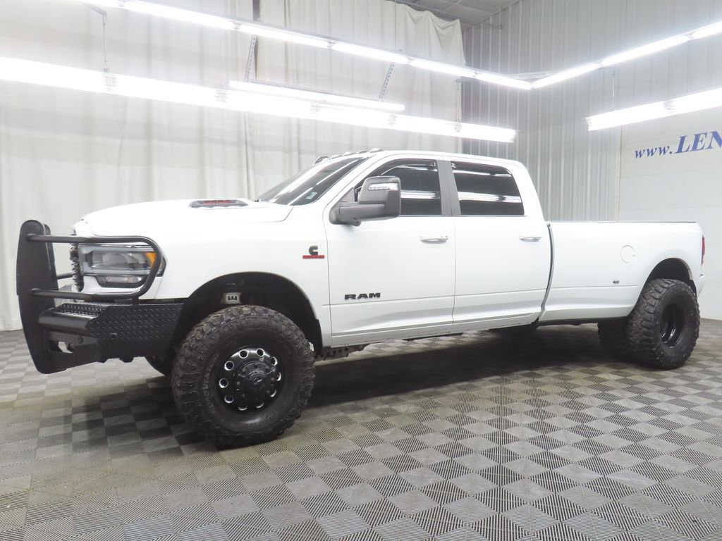 Used 2024 RAM 3500 Laramie w/ Night Edition AWD/4WD image 7