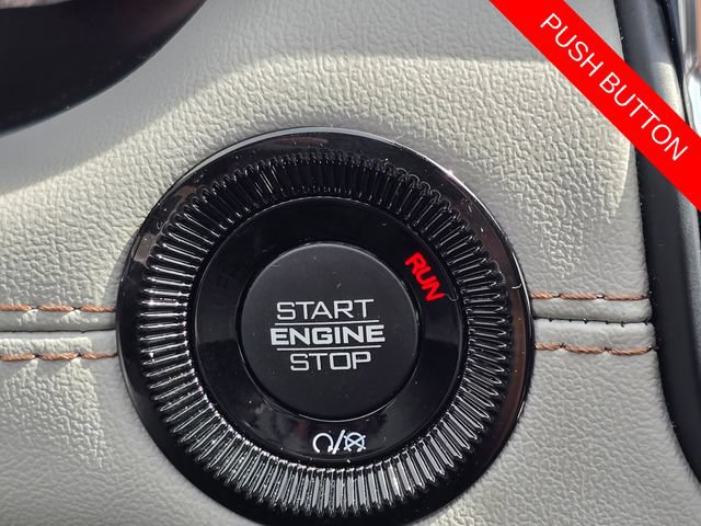 Used 2026 Jeep Compass Limited AWD/4WD image 22