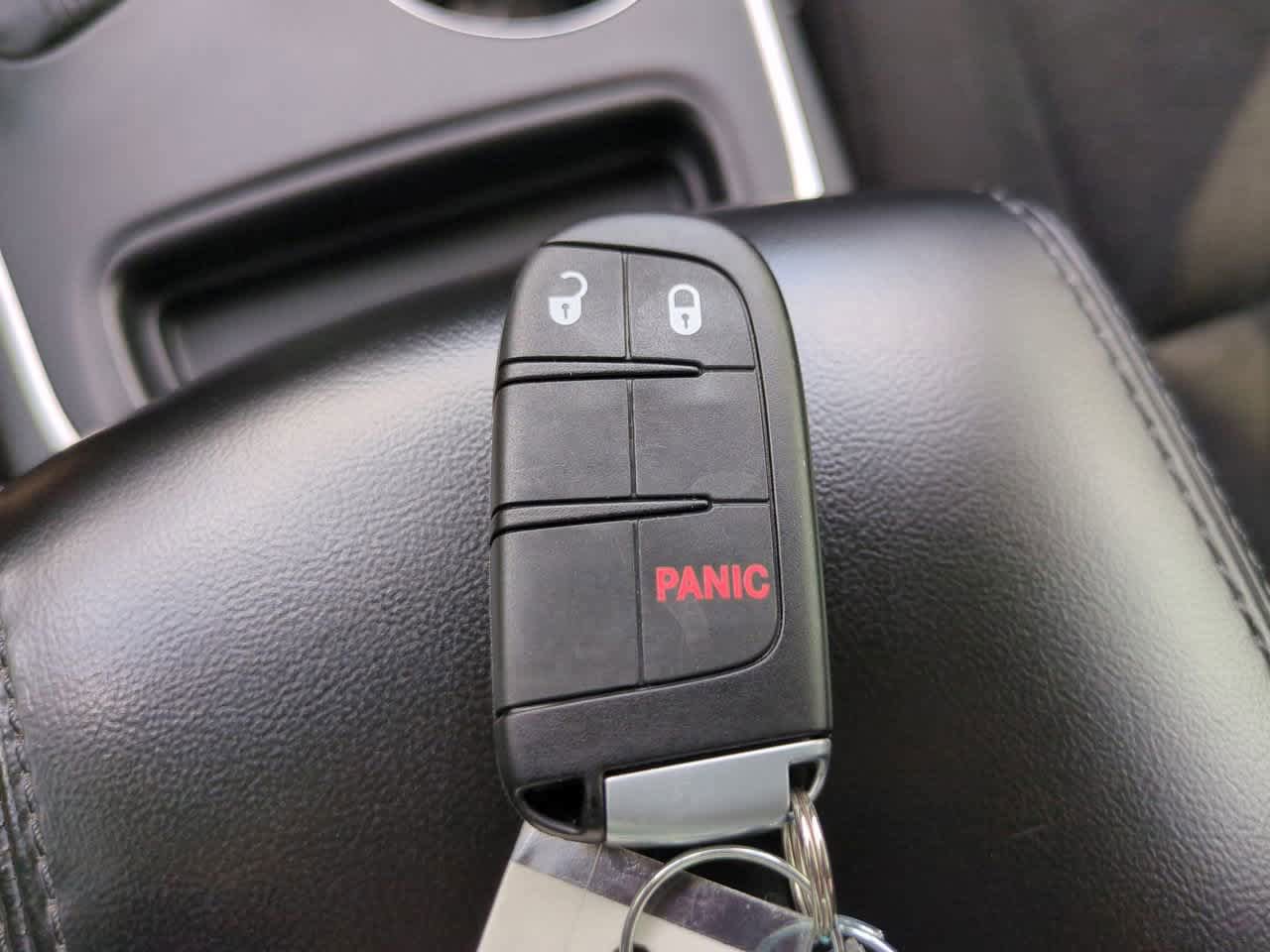 Used 2019 Dodge Durango SXT w/ Trailer Tow Group IV RWD image 27