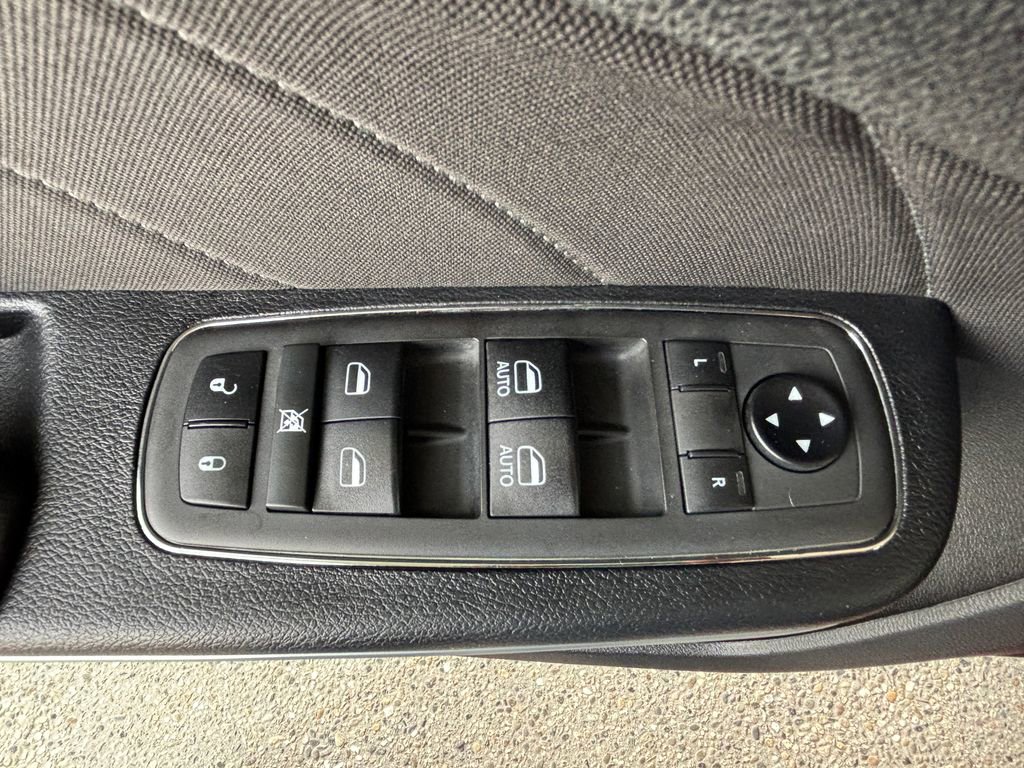 Used 2020 Dodge Charger Scat Pack w/ Navigation & Travel Group image 26