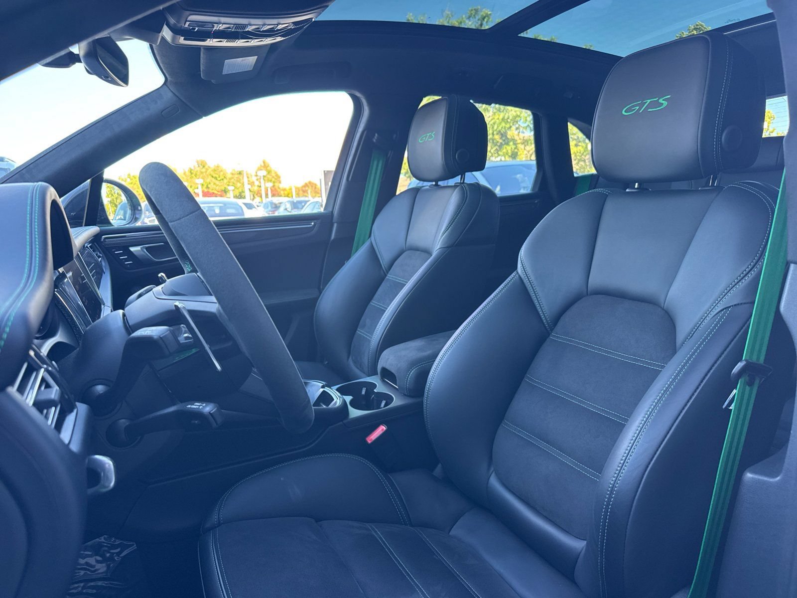 Certified 2026 Porsche Macan GTS AWD/4WD image 6