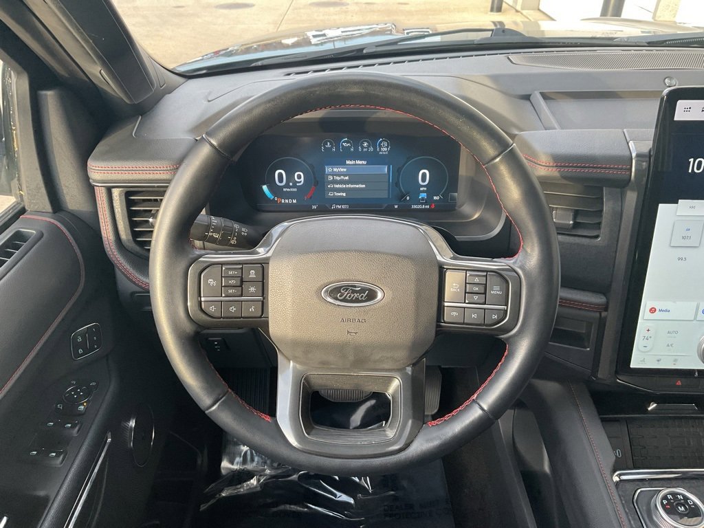 Used 2022 Ford Expedition Limited image 13