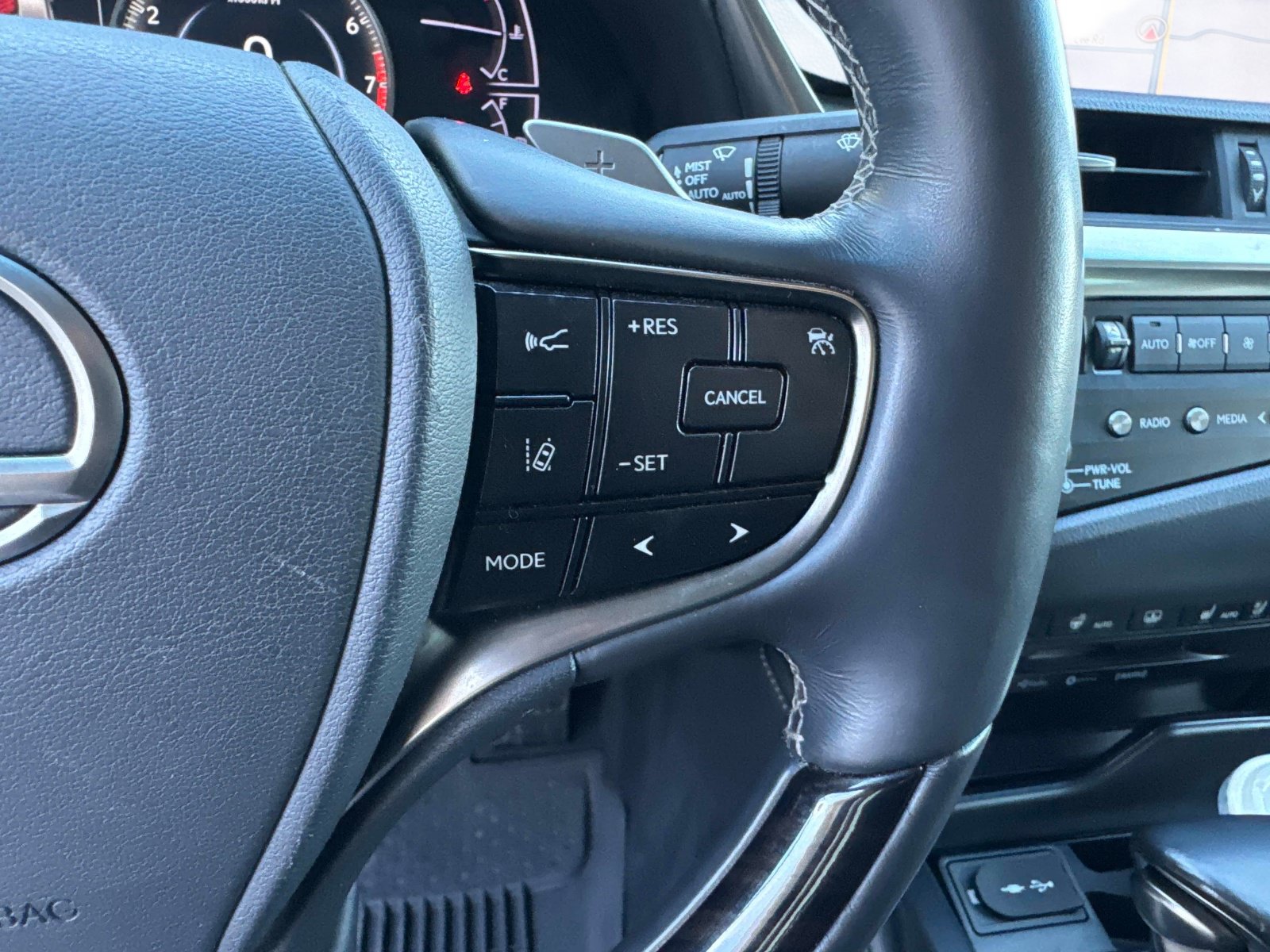 Used 2019 Lexus ES 350 w/ Accessory Package 2 FWD image 29
