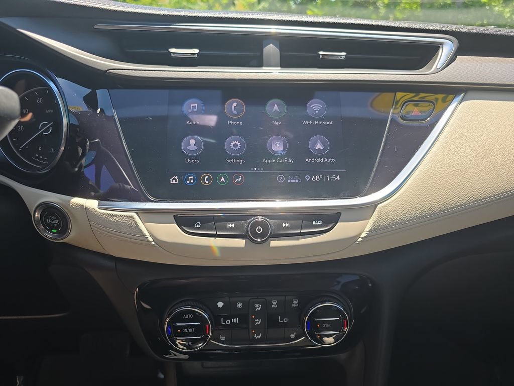 Used 2020 Buick Encore GX Essence w/ Experience Buick Package AWD/4WD image 22
