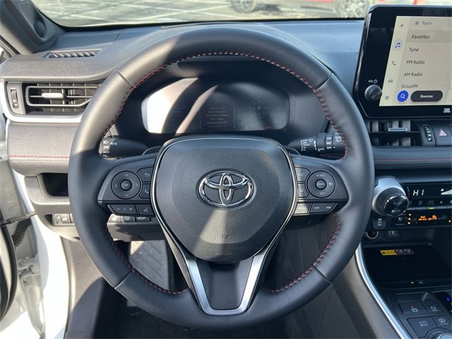 Used 2025 Toyota RAV4 XSE w/ Premium Package image 11