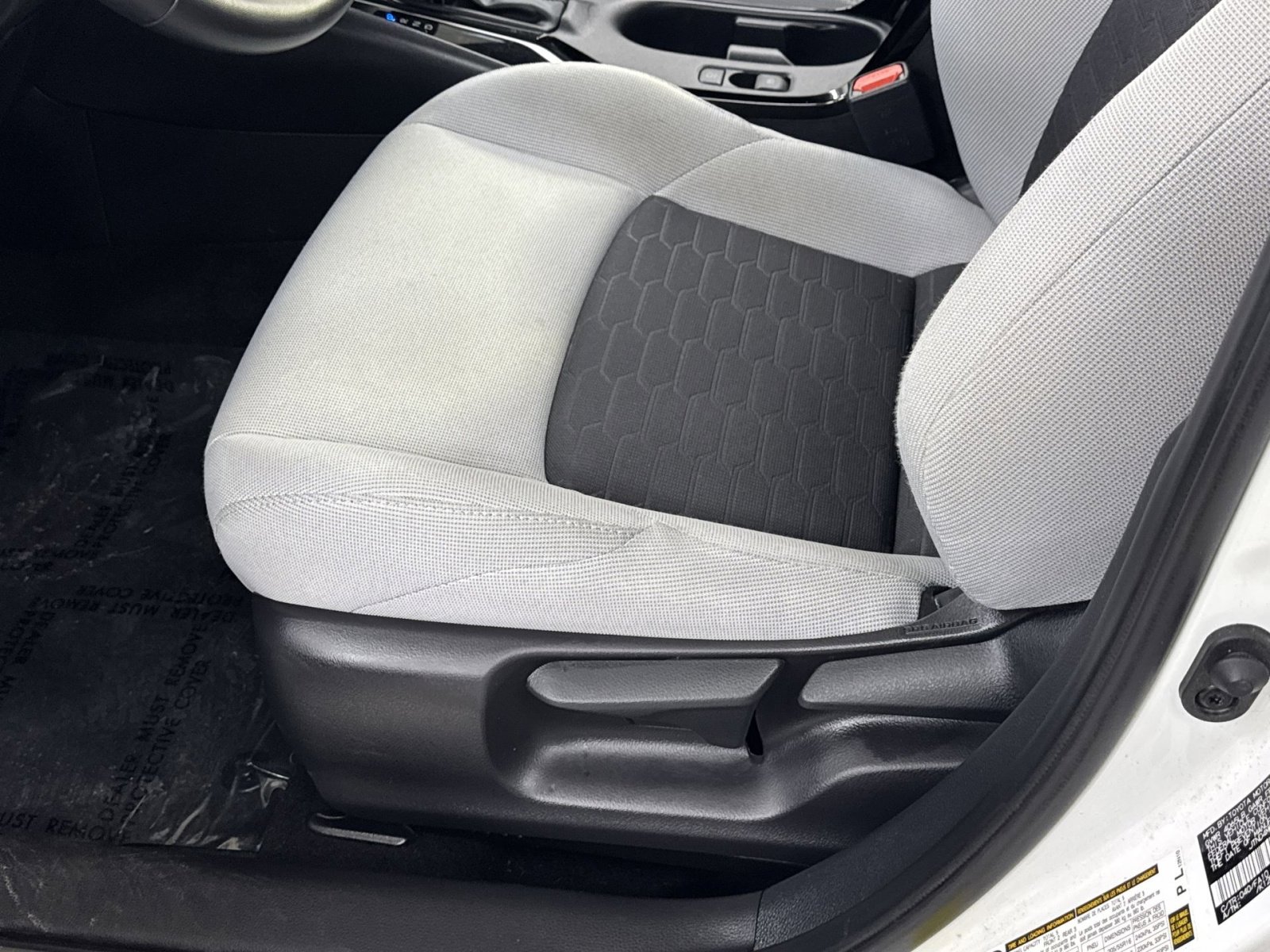 Used 2023 Toyota Corolla SE image 18