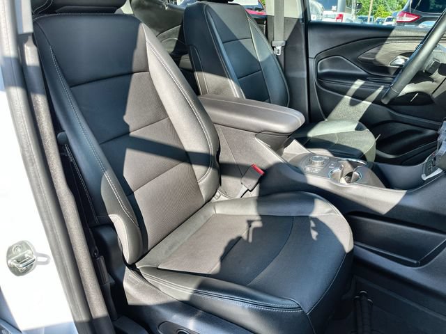 Used 2023 GMC Terrain SLT w/ Tech Package AWD/4WD image 26