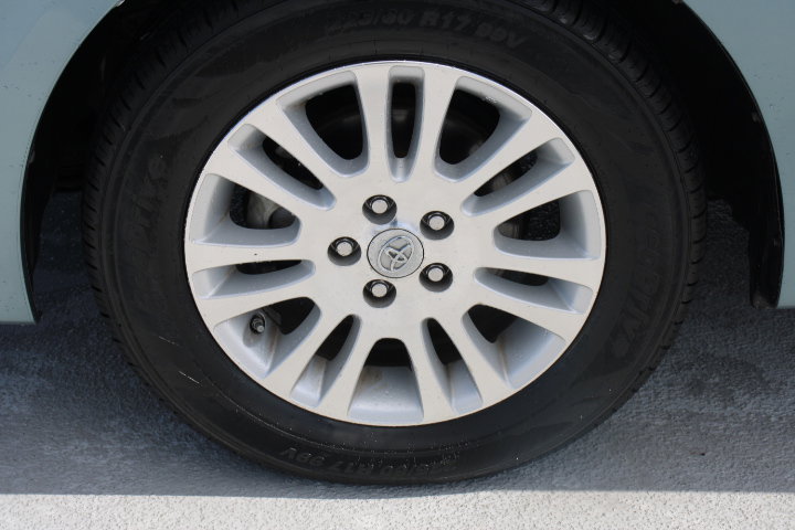 Used 2009 Toyota Sienna XLE image 9