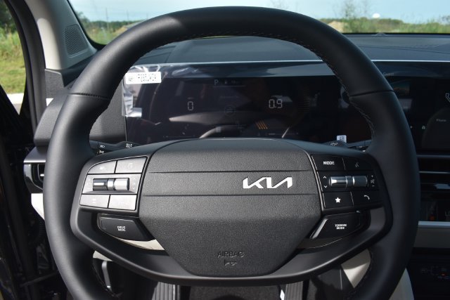 New 2026 Kia Sportage EX w/ EX Panorama Roof Package AWD/4WD image 33
