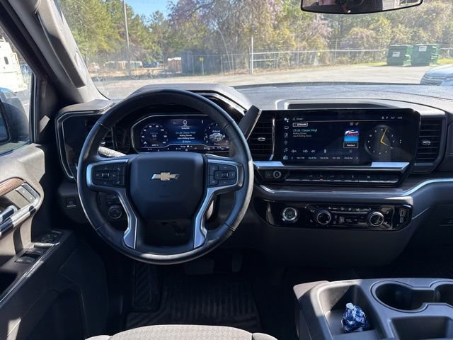 Used 2023 Chevrolet Silverado 1500 LT image 14