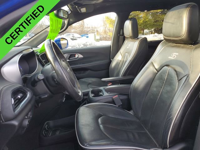 Used 2019 Chrysler Pacifica Limited w/ S Appearance Package image 20