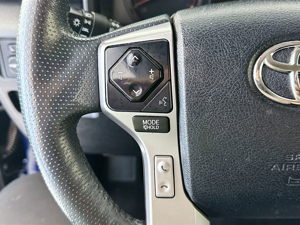 Used 2020 Toyota 4Runner SR5 image 11