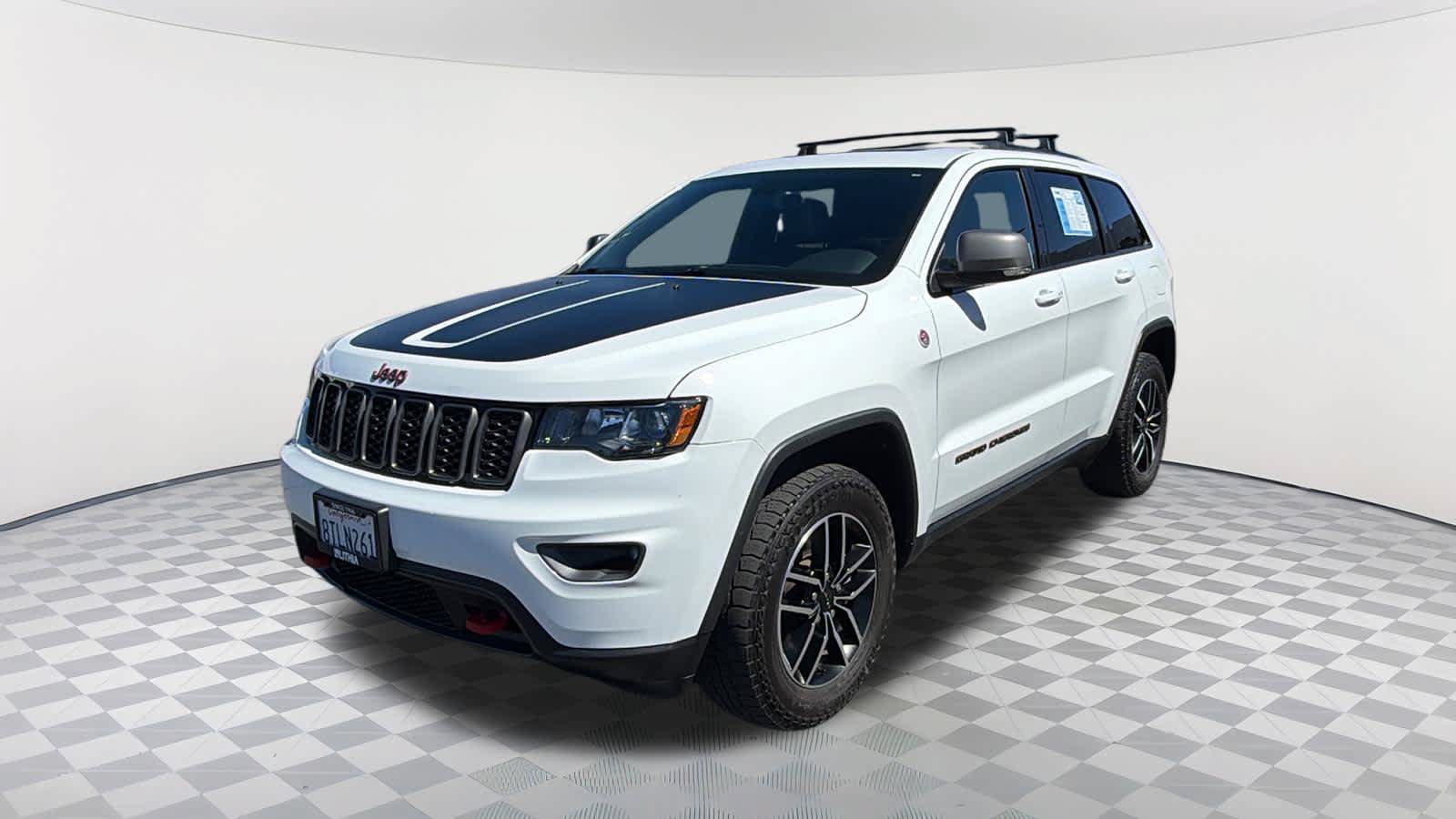 Used 2021 Jeep Grand Cherokee Trailhawk w/ Trailhawk Luxury Group AWD/4WD image 1