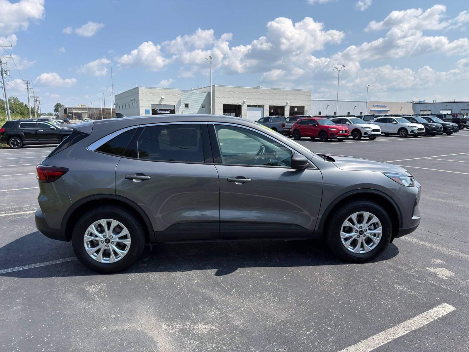 Used 2024 Ford Escape Active AWD/4WD image 7