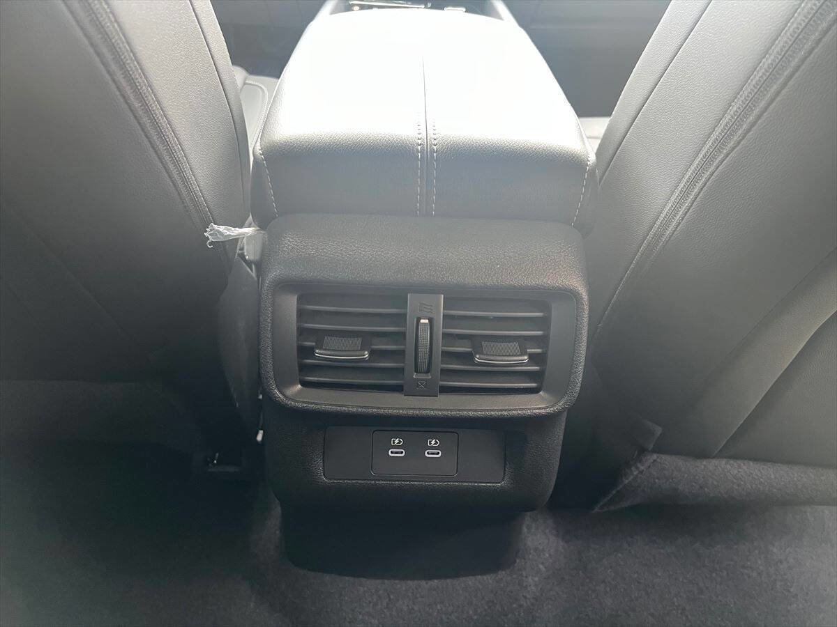 Used 2025 Nissan Murano SL AWD/4WD image 15