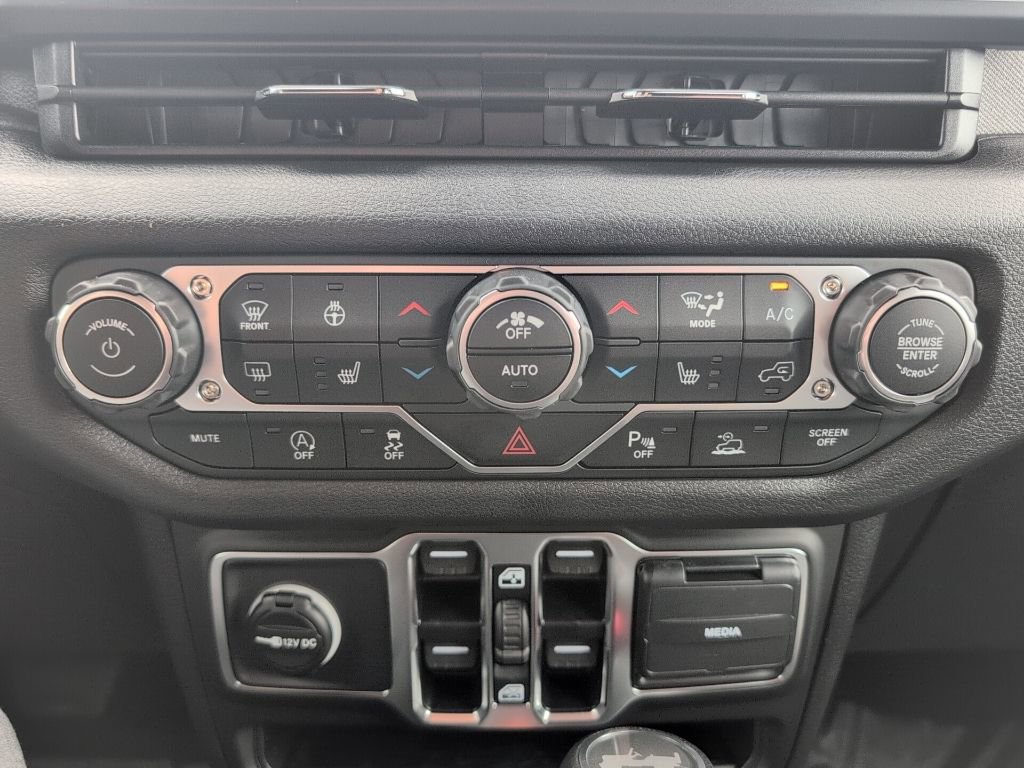 New 2025 Jeep Wrangler Sport S image 27