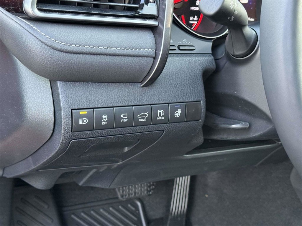 Used 2024 Toyota Camry XSE image 11