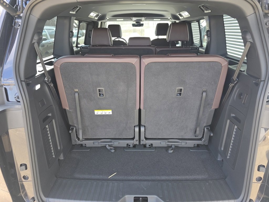 New 2025 Volkswagen ID. Buzz Pro S image 6