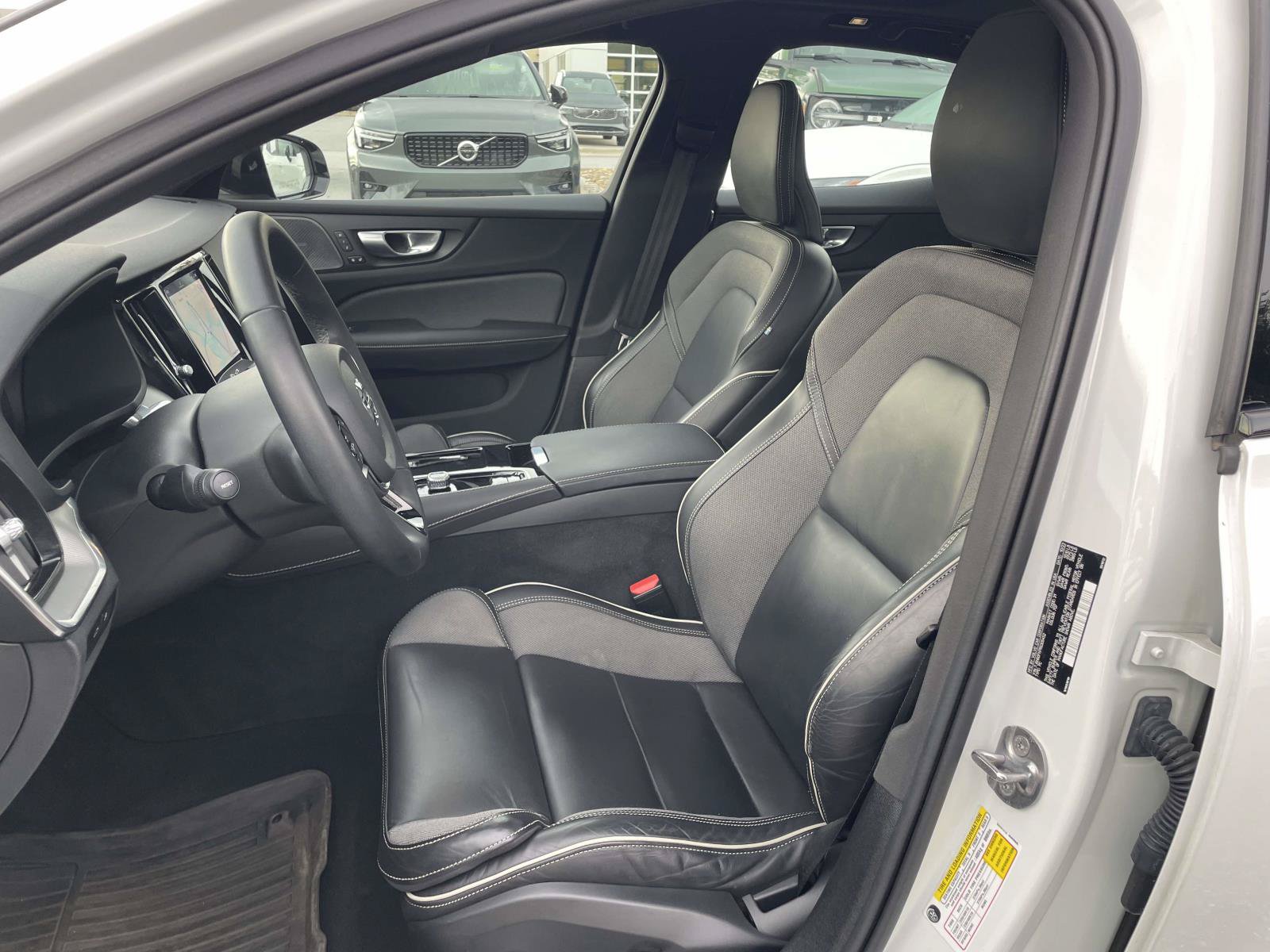 Used 2024 Volvo S60 T8 Plus w/ Climate Package AWD/4WD image 8