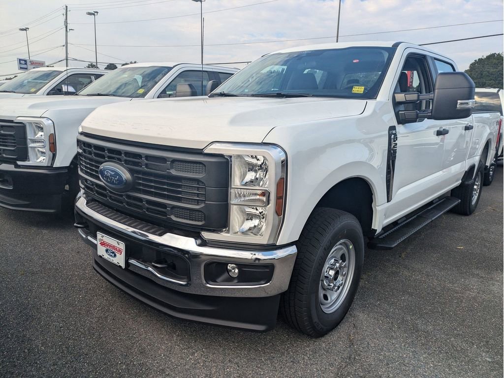 New 2026 Ford F250 XL w/ XL Chrome Package image 2