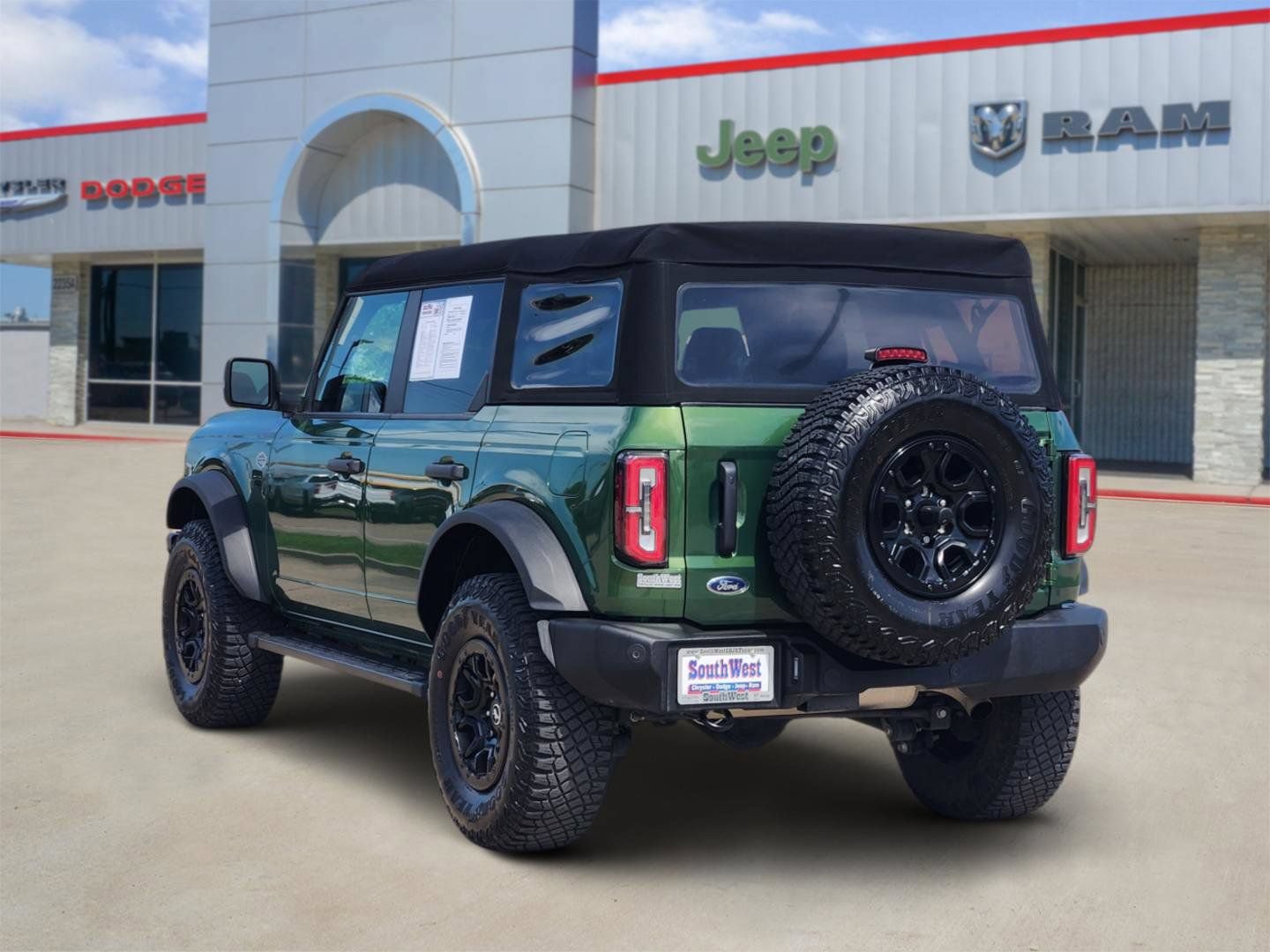 Used 2024 Ford Bronco Wildtrak AWD/4WD image 4
