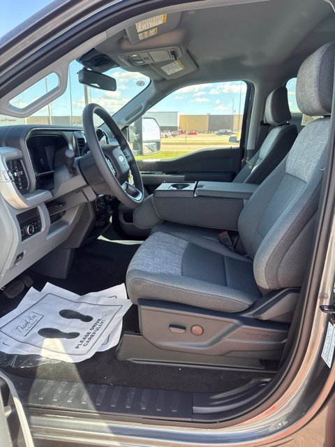 New 2026 Ford F250 XLT w/ XLT Premium Package AWD/4WD image 15