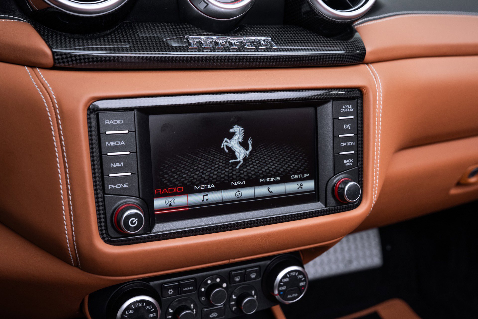 Used 2016 Ferrari California T image 10